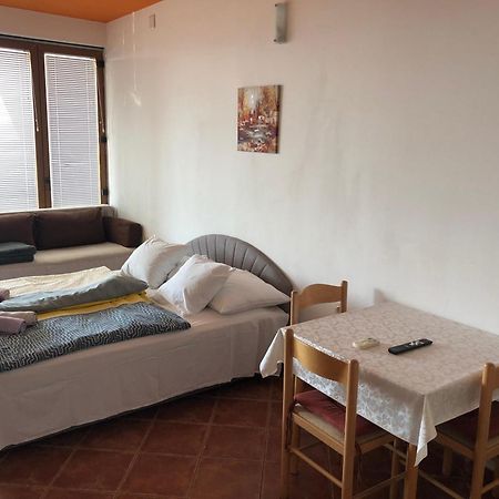 Vuke Apartments Сень Екстер'єр фото