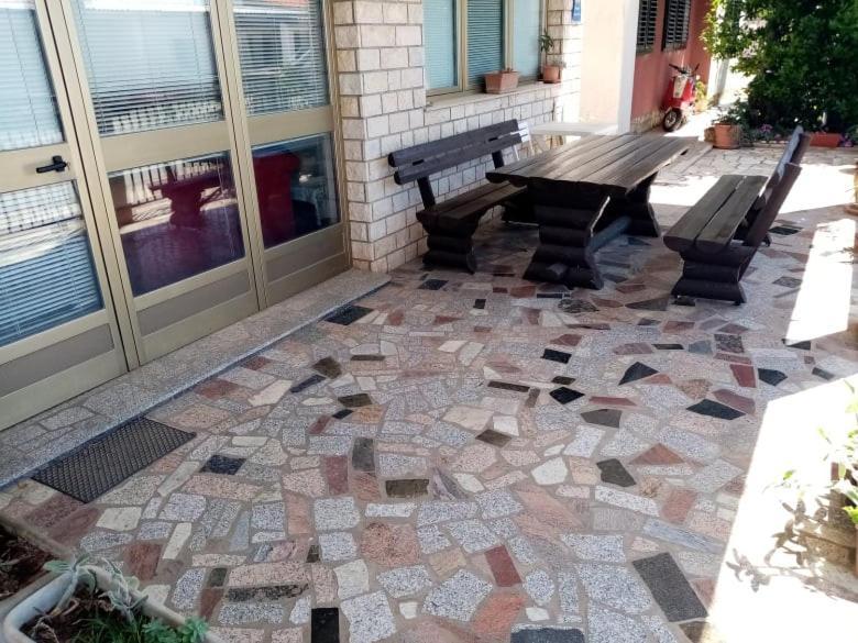 Vuke Apartments Сень Екстер'єр фото