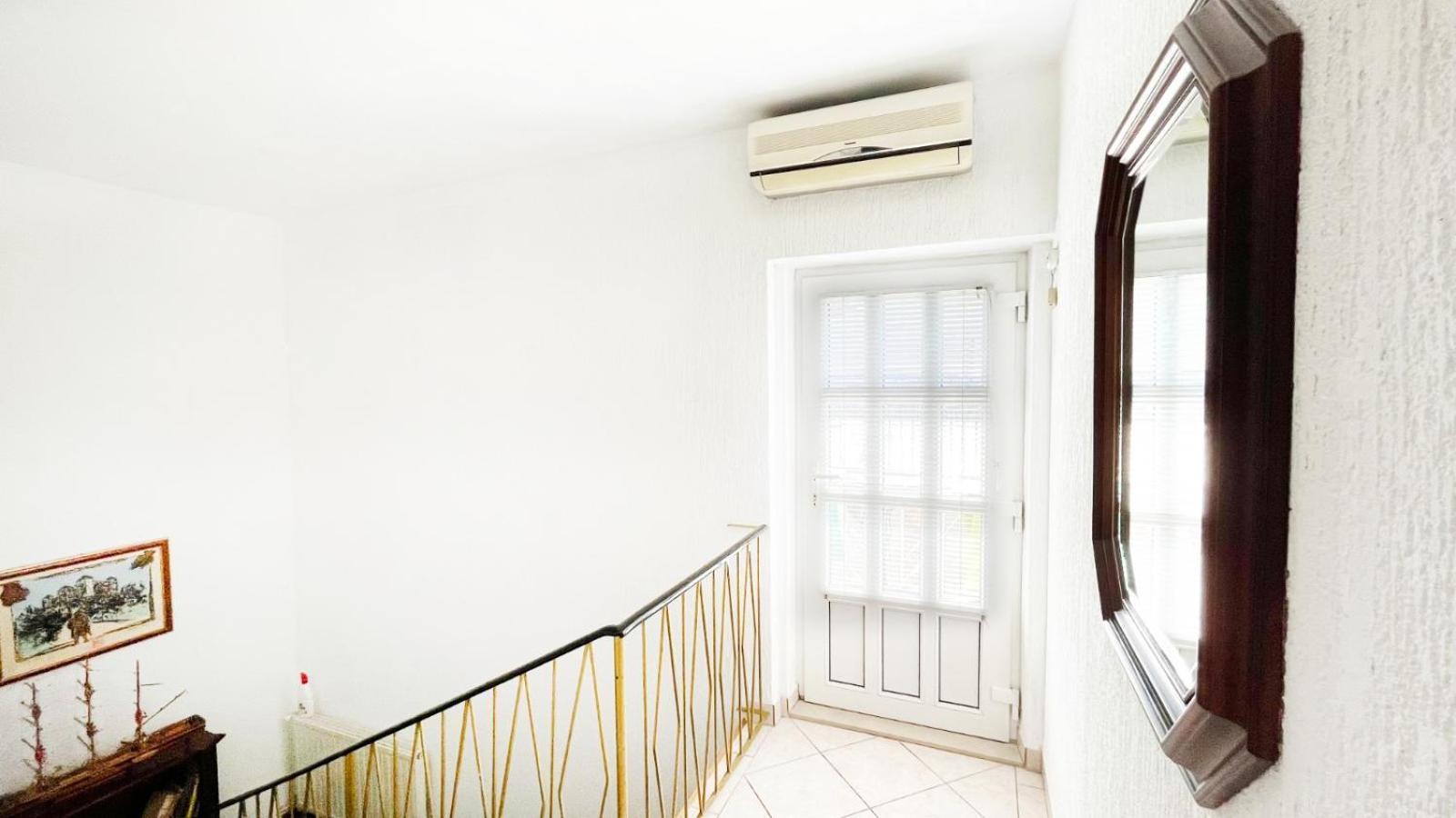 Vuke Apartments Сень Екстер'єр фото
