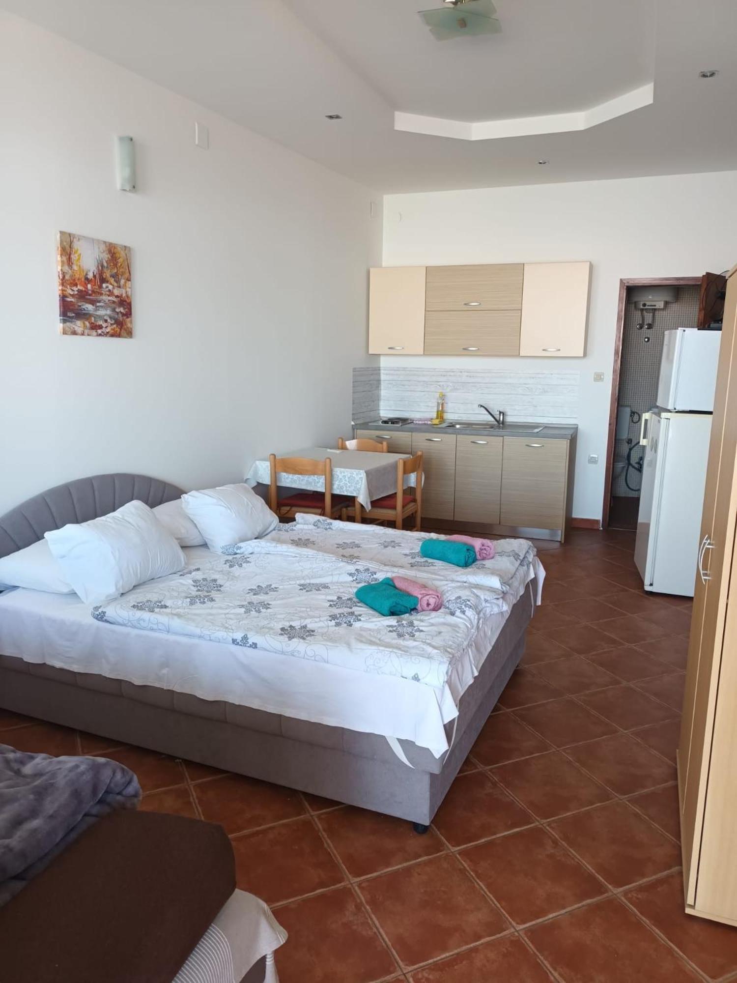 Vuke Apartments Сень Екстер'єр фото