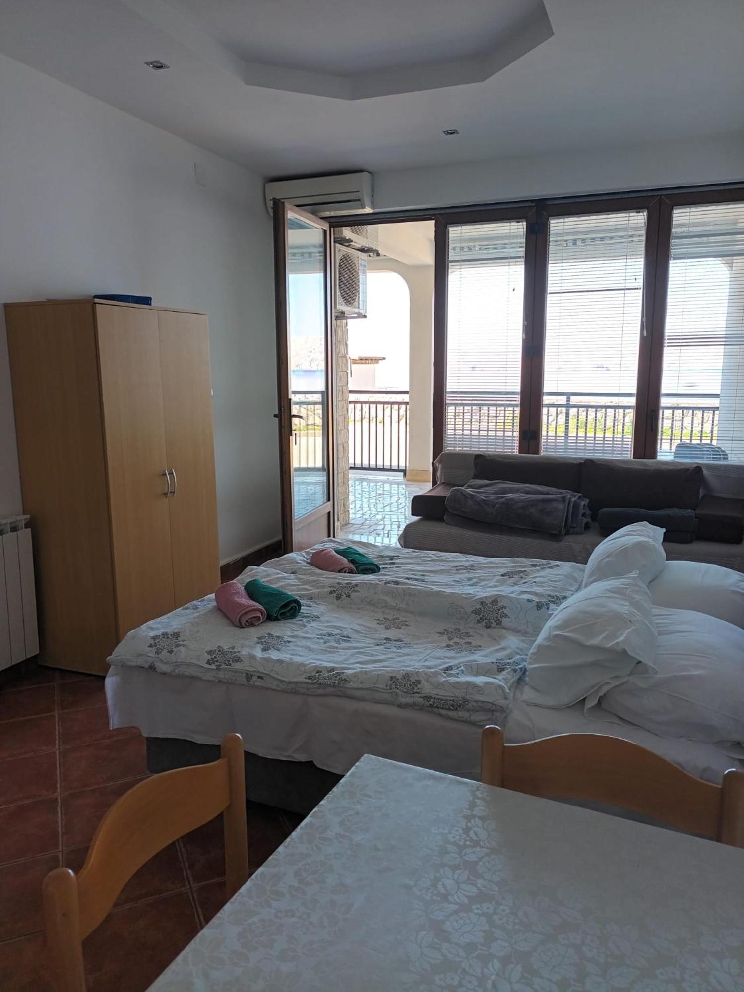 Vuke Apartments Сень Екстер'єр фото