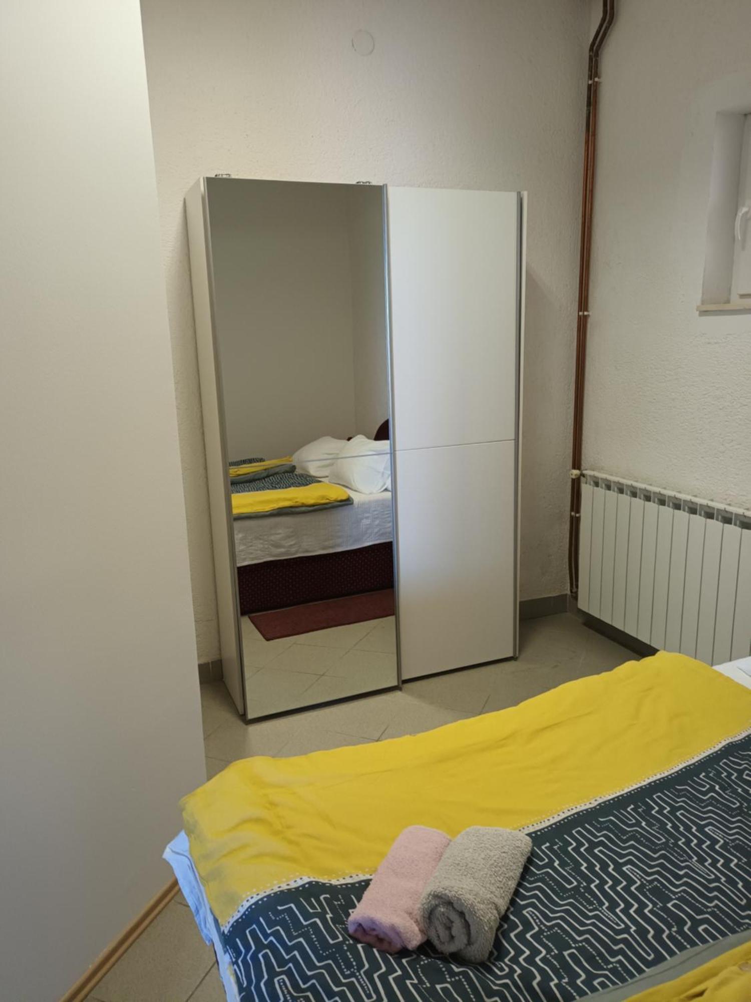 Vuke Apartments Сень Екстер'єр фото